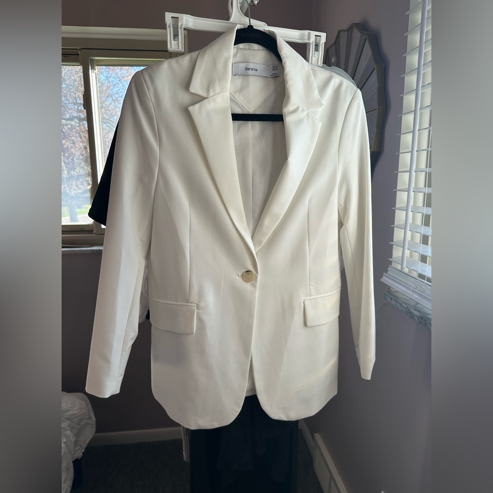 Bershka White Single-Button Blazer